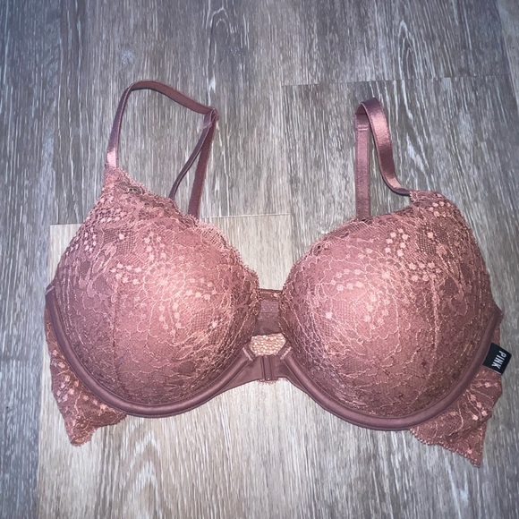 ✨5/$15 VS Bra - Picture 1 of 3